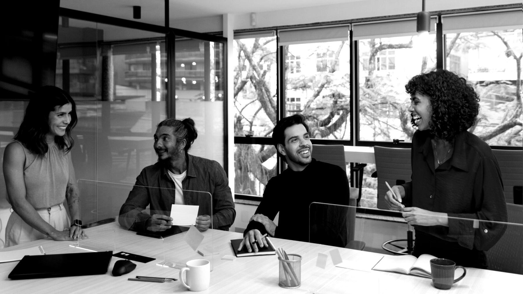 Финансовые документы и калькулятор